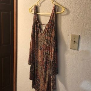 Rxb cold shoulder Size M